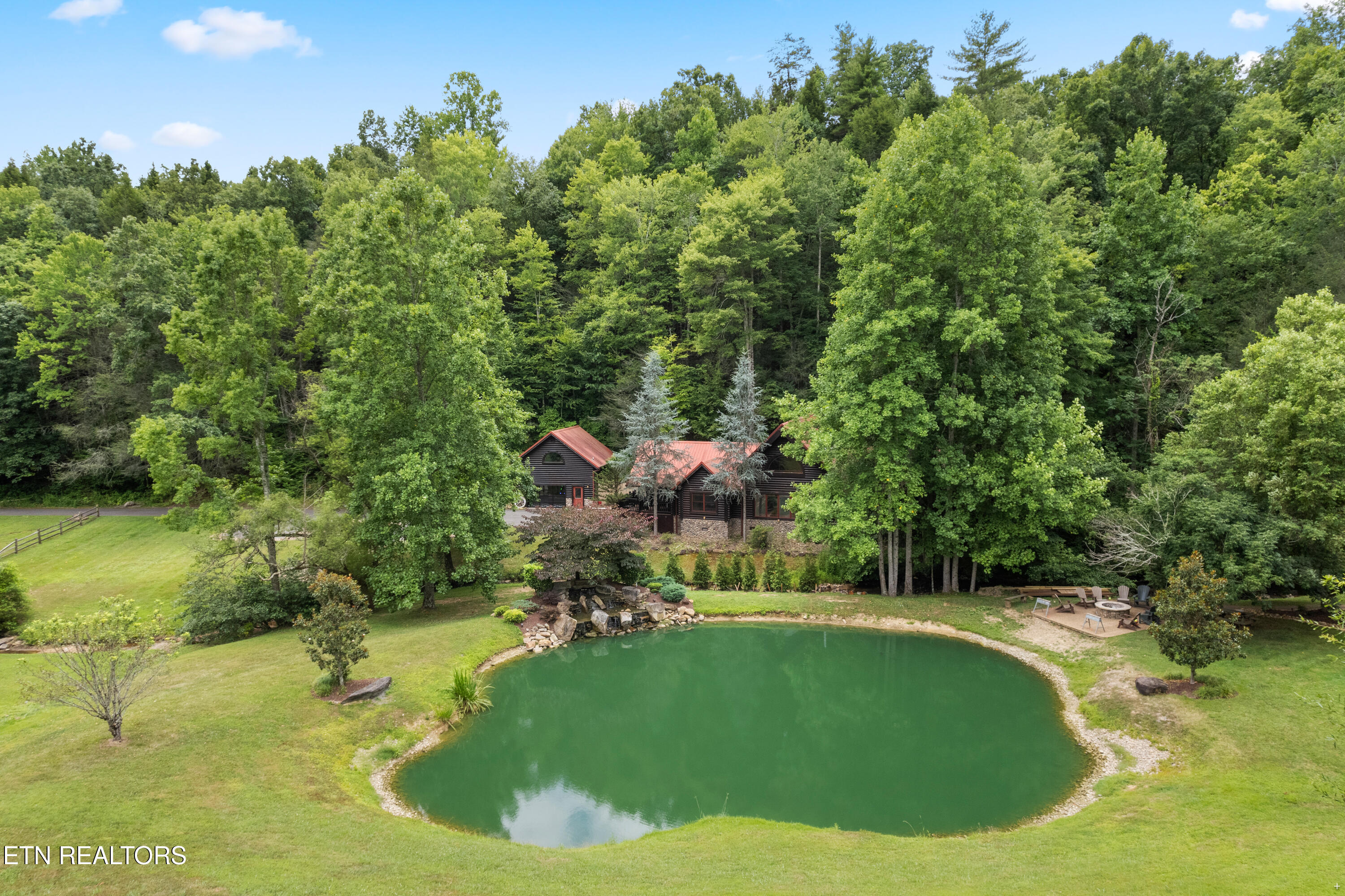 2609 Cedar Falls Way