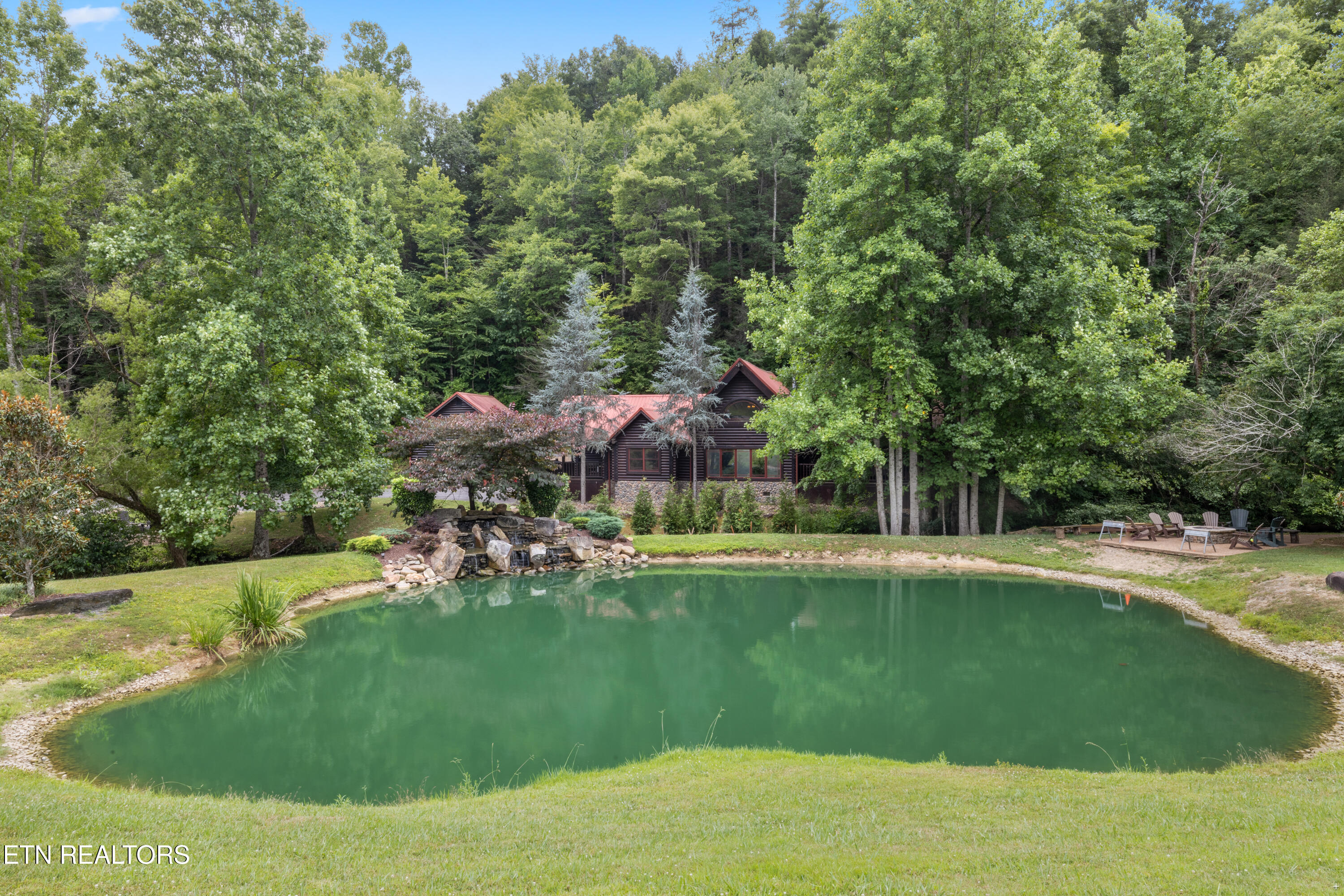 2609 Cedar Falls Way