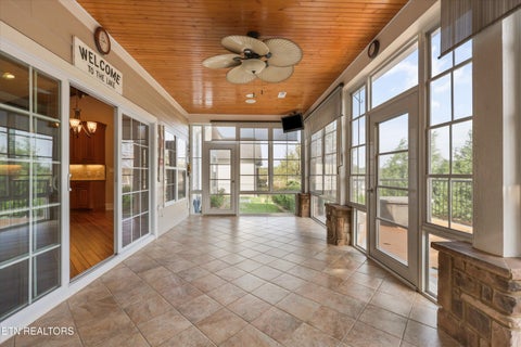 Tiny photo for 146 Lighthouse Blvd, Loudon, TN 37774 (MLS # 1359445)