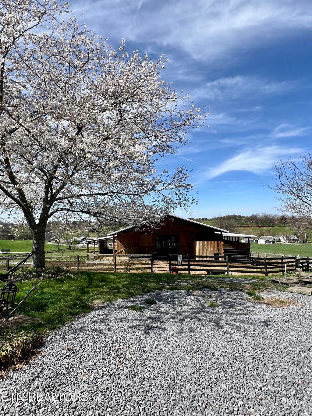 Photo of 680 Morrell Springs Rd, Newport, TN 37821 (MLS # 1333372)