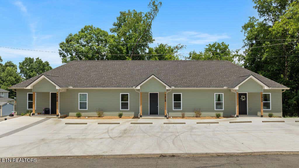 Photo of 701 N F St, Lenoir City, TN 37771 (MLS # 1343301)