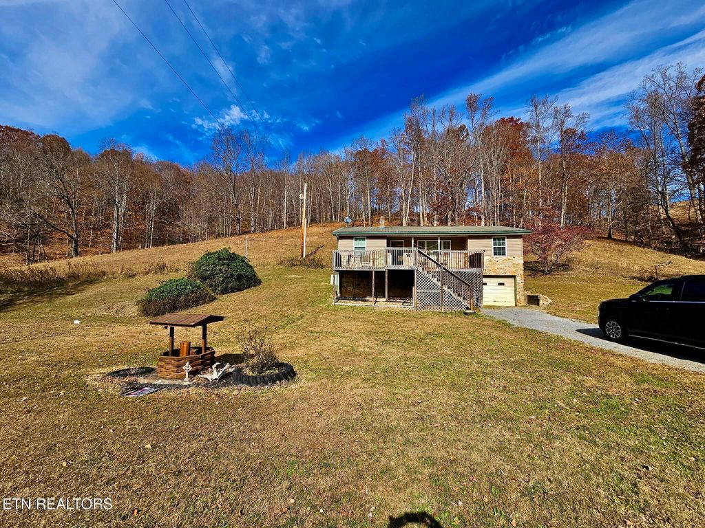 Photo of 671 Hensley Hollow Rd, Thorn Hill, TN 37881 (MLS # 1305907)
