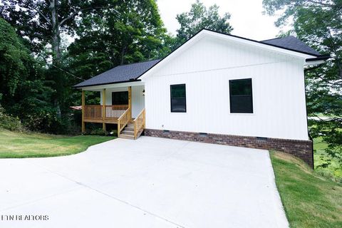 Tiny photo for 138 California Ave, Oak Ridge, TN 37830 (MLS # 1347863)