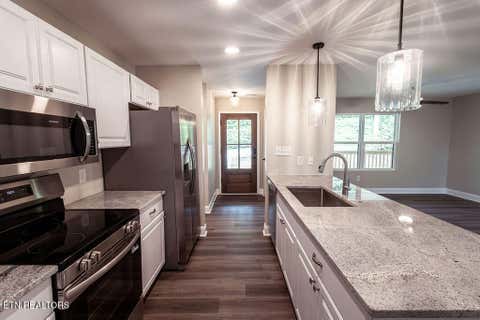 Tiny photo for 138 California Ave, Oak Ridge, TN 37830 (MLS # 1347863)
