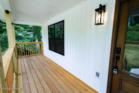 Tiny photo for 138 California Ave, Oak Ridge, TN 37830 (MLS # 1347863)