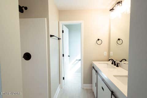 Tiny photo for 138 California Ave, Oak Ridge, TN 37830 (MLS # 1347863)
