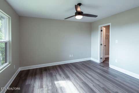 Tiny photo for 138 California Ave, Oak Ridge, TN 37830 (MLS # 1347863)