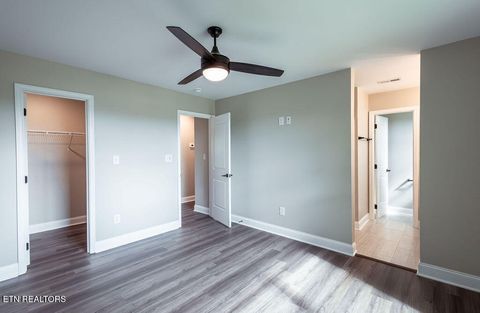Tiny photo for 138 California Ave, Oak Ridge, TN 37830 (MLS # 1347863)