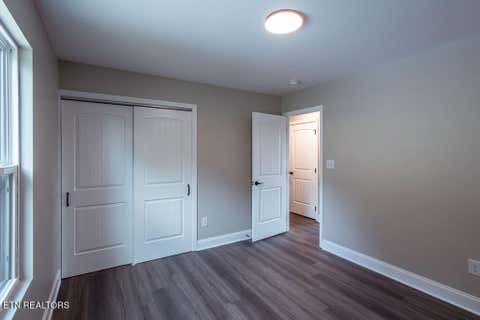 Tiny photo for 138 California Ave, Oak Ridge, TN 37830 (MLS # 1347863)