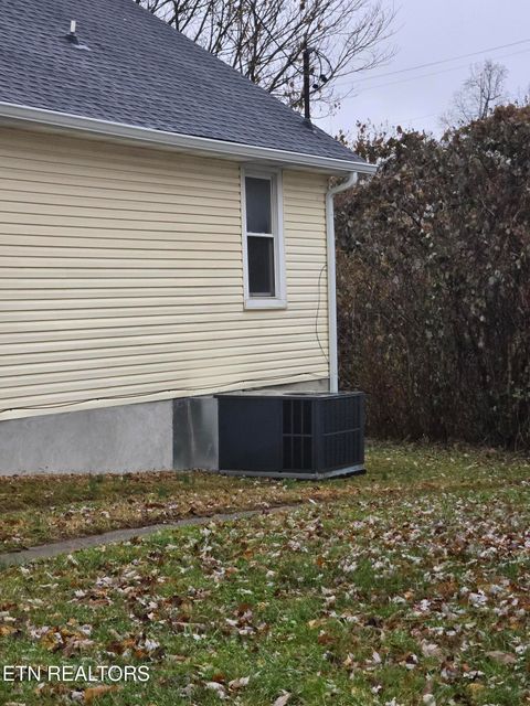 Tiny photo for 1920 Wheeler St, Knoxville, TN 37917 (MLS # 1323134)