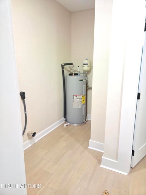 Tiny photo for 1920 Wheeler St, Knoxville, TN 37917 (MLS # 1323134)