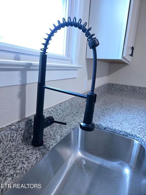 Tiny photo for 1920 Wheeler St, Knoxville, TN 37917 (MLS # 1323134)