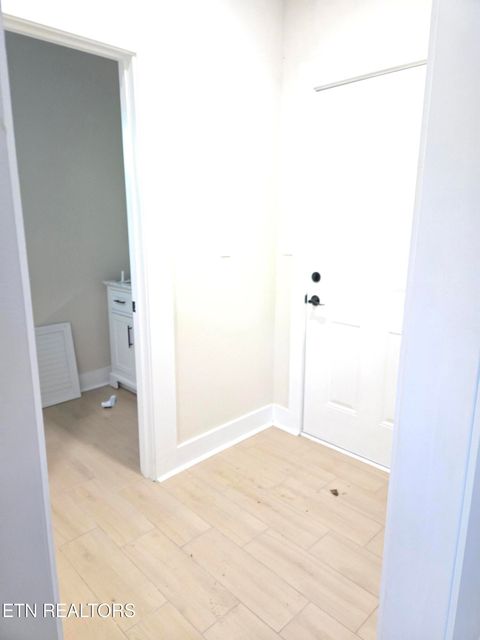 Tiny photo for 1920 Wheeler St, Knoxville, TN 37917 (MLS # 1323134)