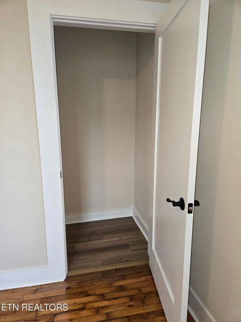 Tiny photo for 1920 Wheeler St, Knoxville, TN 37917 (MLS # 1323134)