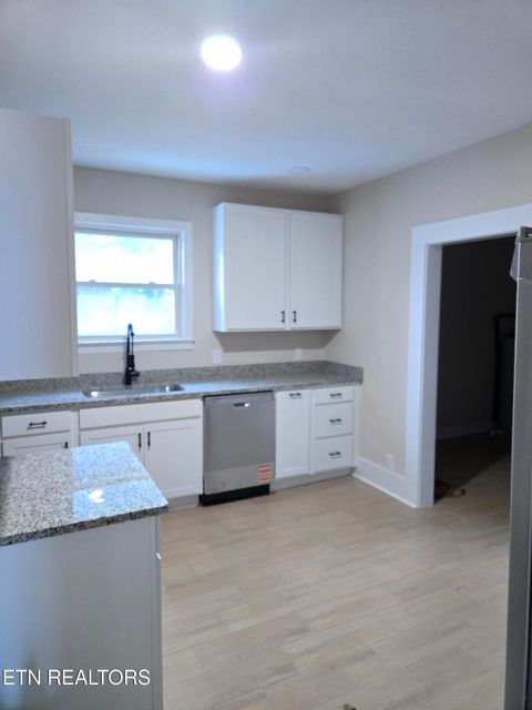 Tiny photo for 1920 Wheeler St, Knoxville, TN 37917 (MLS # 1323134)