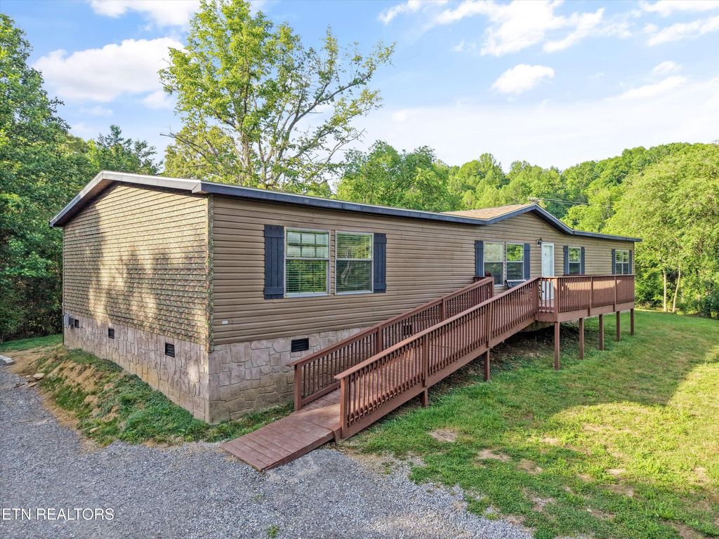 Photo of 540 Mel Hall Rd, Maryville, TN 37803 (MLS # 1339607)