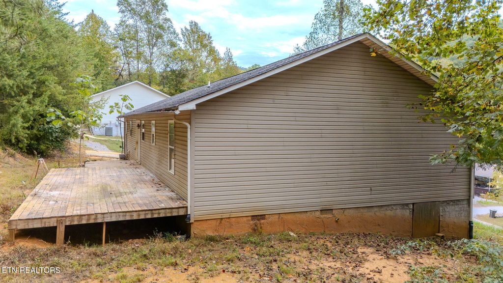 Photo of 1817 Hughes Loop, Maryville, TN 37803 (MLS # 1318199)