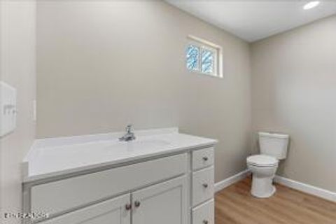 Tiny photo for 400 N Iowa Ave, Etowah, TN 37331 (MLS # 1338013)