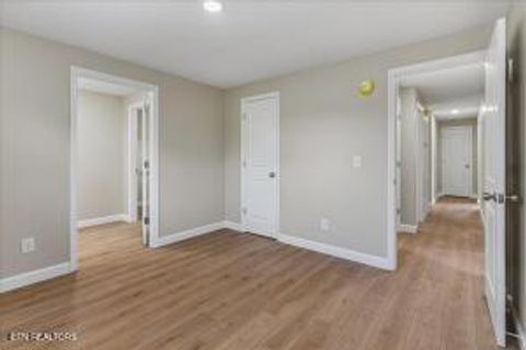 Tiny photo for 400 N Iowa Ave, Etowah, TN 37331 (MLS # 1338013)