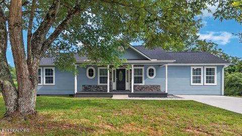 Photo of 129 S Walden Drive, Harriman, TN 37748 (MLS # 1346323)