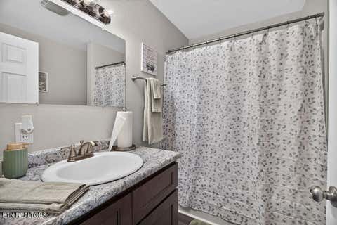 Tiny photo for 129 S Walden Drive, Harriman, TN 37748 (MLS # 1346323)