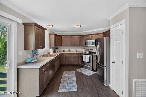 Tiny photo for 129 S Walden Drive, Harriman, TN 37748 (MLS # 1346323)