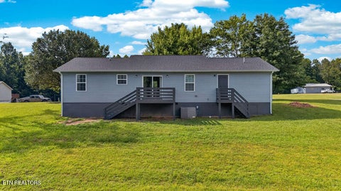 Tiny photo for 129 S Walden Drive, Harriman, TN 37748 (MLS # 1346323)