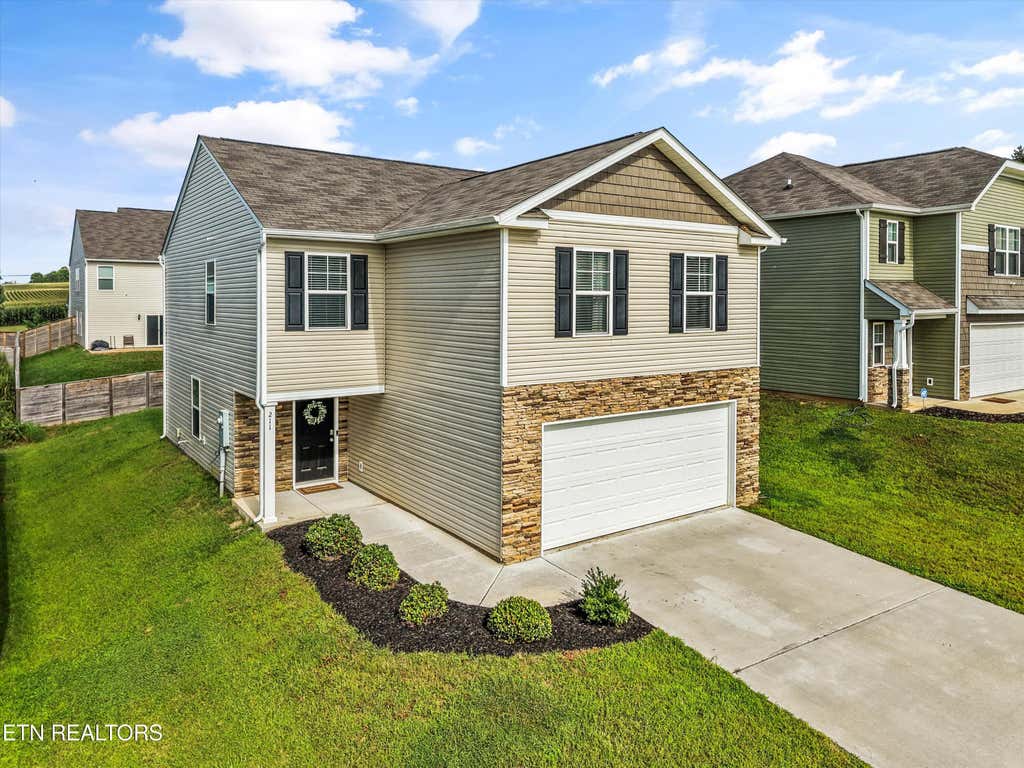 Photo of 211 Belle Court, Talbott, TN 37877 (MLS # 1351093)