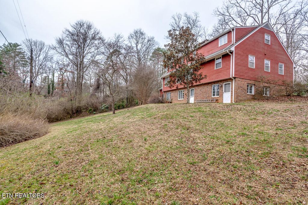 Photo of 52 Deer Ridge Rd, Norris, TN 37828 (MLS # 1338334)