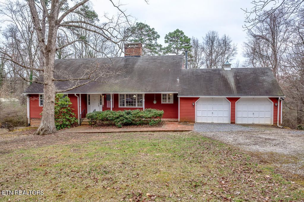 Photo of 52 Deer Ridge Rd, Norris, TN 37828 (MLS # 1338334)