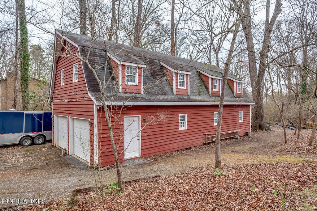 Photo of 52 Deer Ridge Rd, Norris, TN 37828 (MLS # 1338334)
