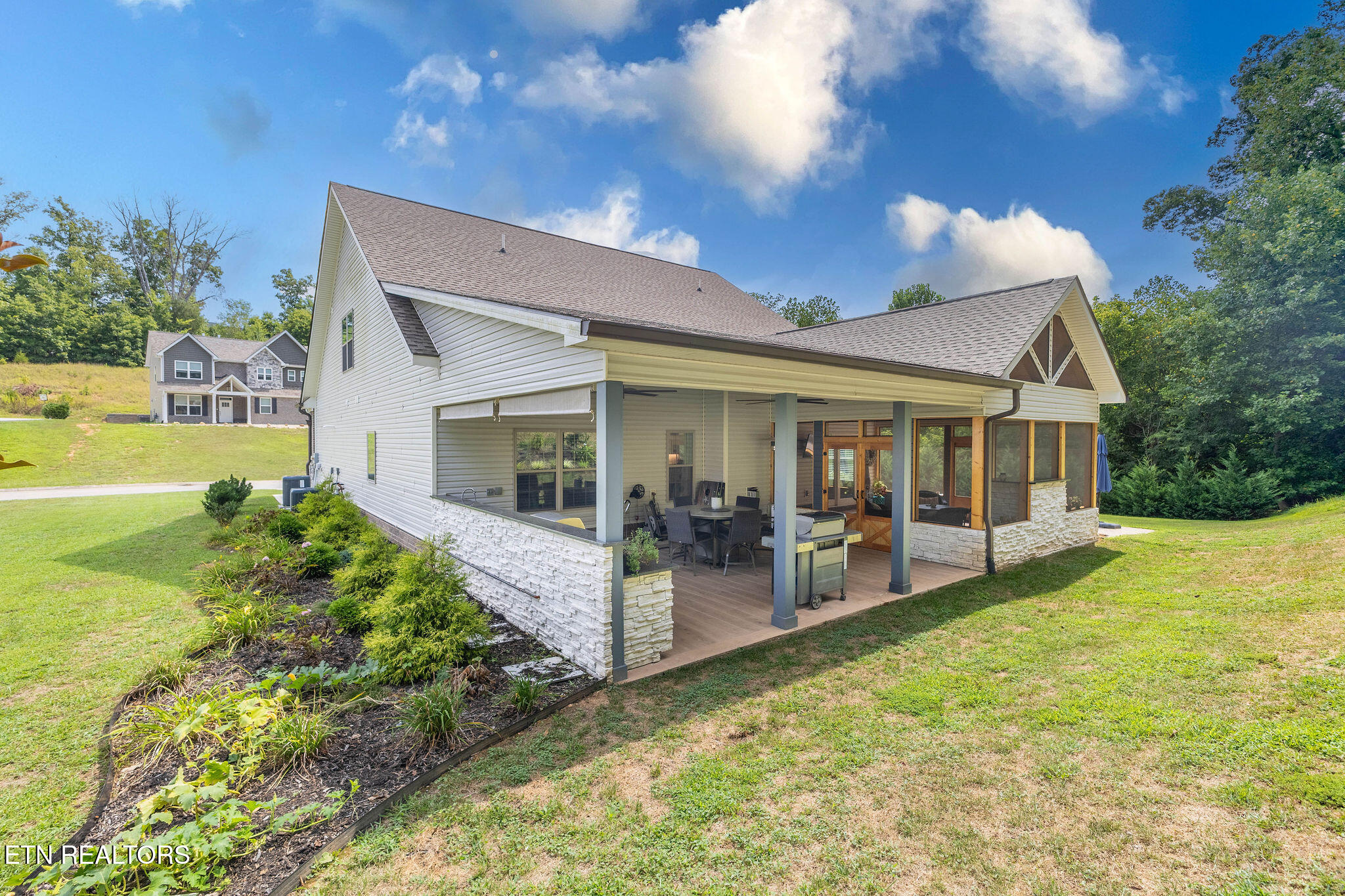 2216 Old Hickory Lane