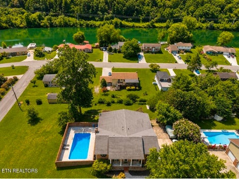 Tiny photo for 602 Greenwood Drive, Clinton, TN 37716 (MLS # 1347663)