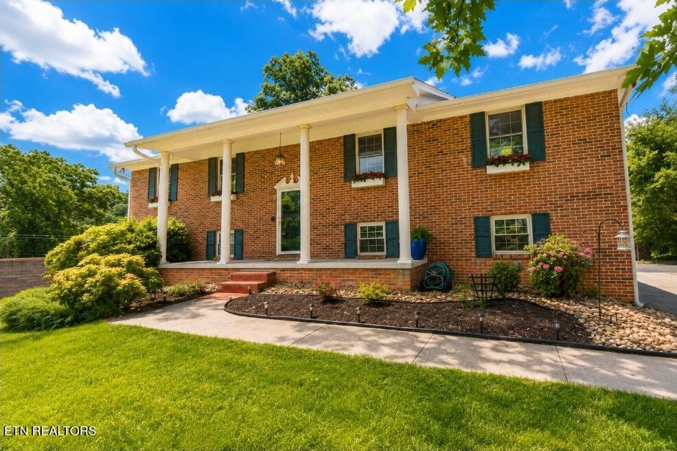 602 Greenwood Drive