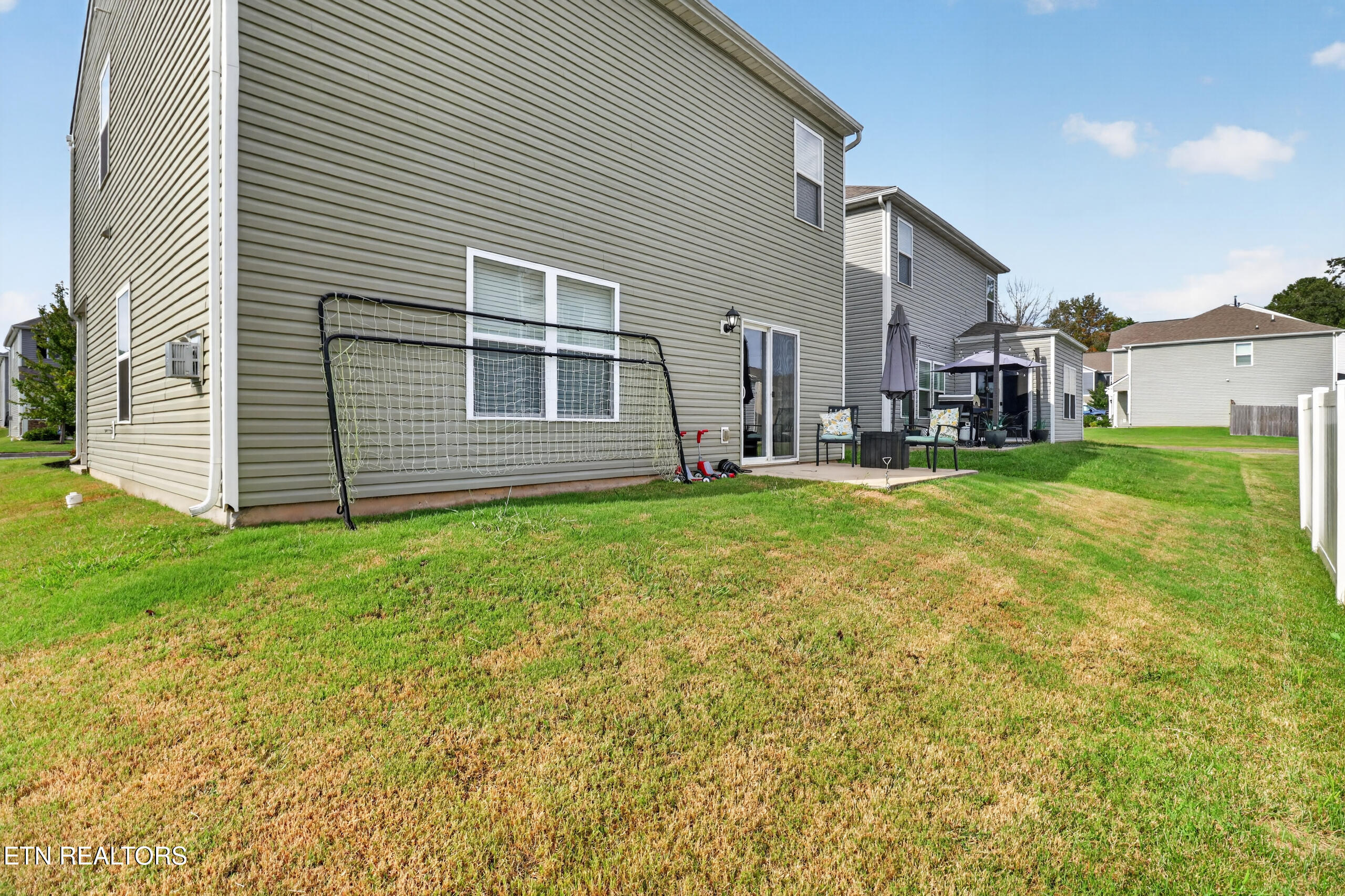 7 Cobblestone Court