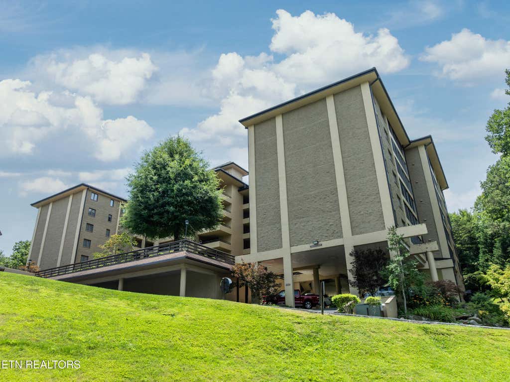 Photo of 1704 Hidden Hills Rd #APT 108, Gatlinburg, TN 37738 (MLS # 1347199)
