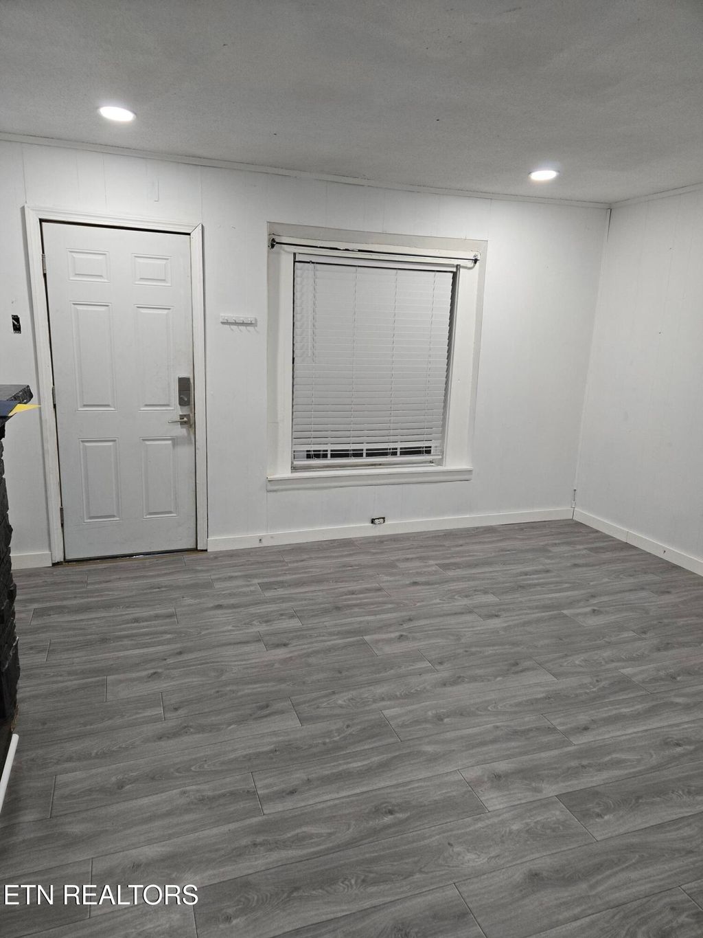 Photo of 721 N Kingston Ave, Rockwood, TN 37854 (MLS # 1318385)