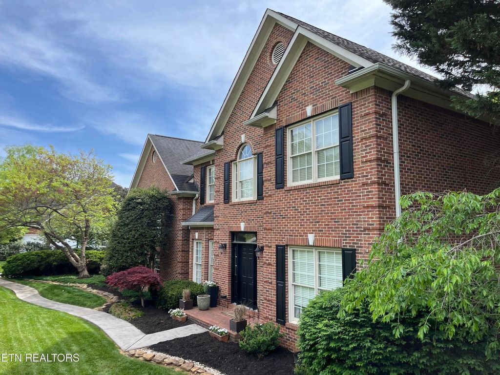 Photo of 705 Valley Hill Lane, Knoxville, TN 37922 (MLS # 1326968)