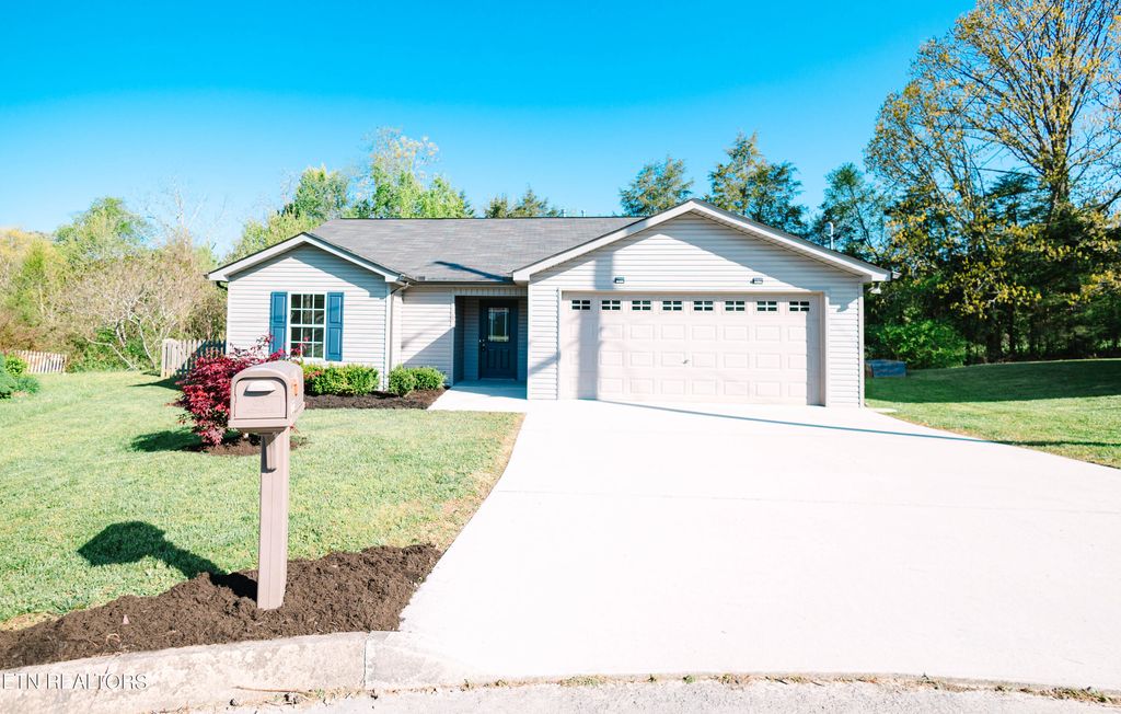Photo of 5123 Cattail Lane, Corryton, TN 37721 (MLS # 1261413)