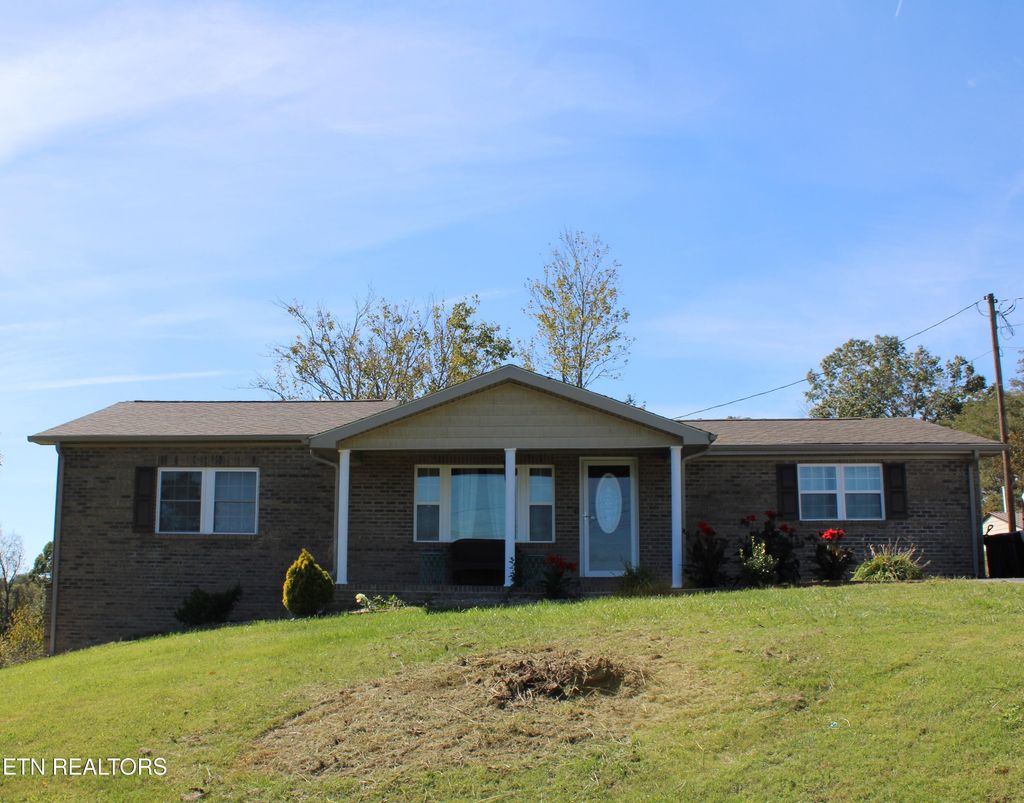 Photo of 1214 Buchanan Rd, Tazewell, TN 37879 (MLS # 1279599)