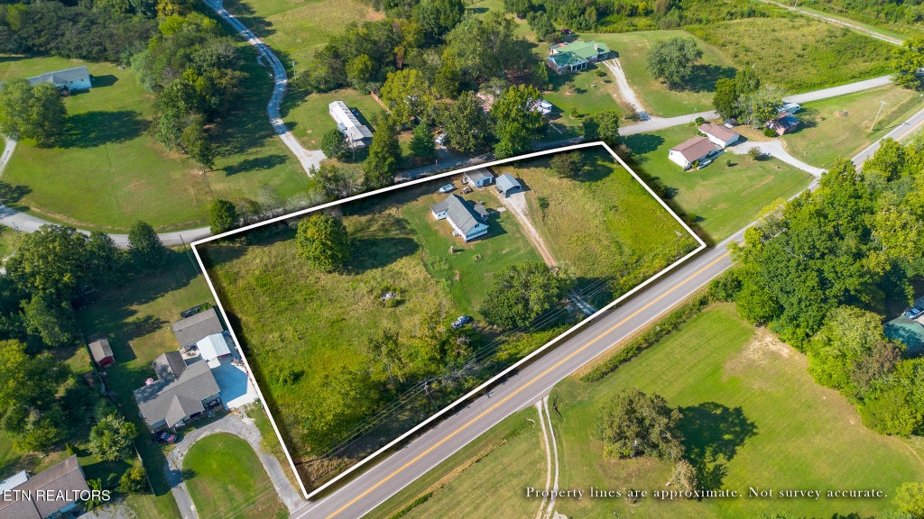 Photo of 361 Gallaher Rd, Kingston, TN 37763 (MLS # 1356013)
