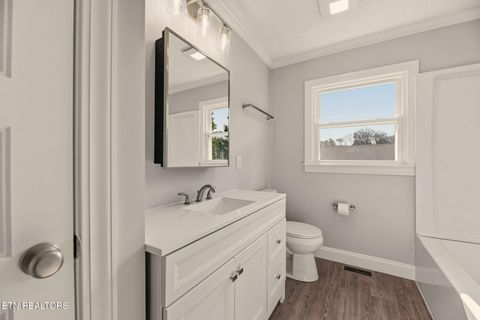 Tiny photo for 418 Highland Drive, Clinton, TN 37716 (MLS # 1331796)