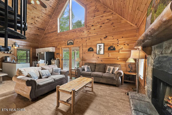2205 Eagle Feather Drive