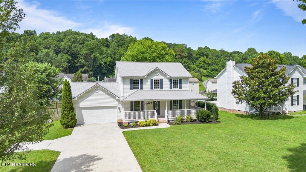Photo of 348 Ridge Rd, Caryville, TN 37714 (MLS # 1307123)