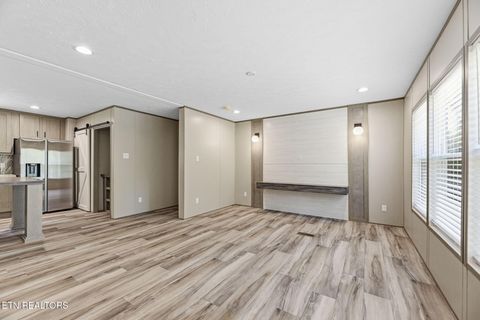 Tiny photo for 3334 Shipe Rd, Corryton, TN 37721 (MLS # 1345978)