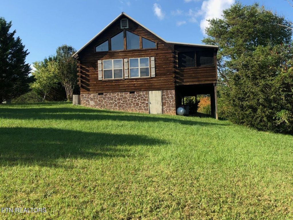 Photo of 621 Magic Kingdom Lane, Sevierville, TN 37876 (MLS # 1334425)