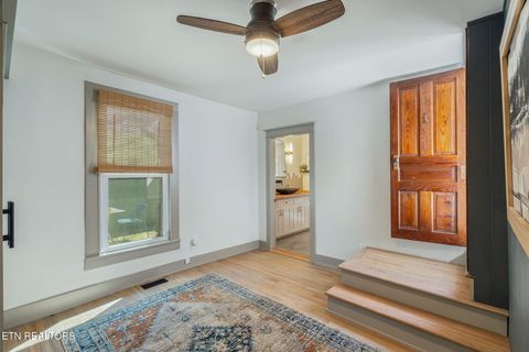 Tiny photo for 149 Fort Ave, Knoxville, TN 37920 (MLS # 1334818)