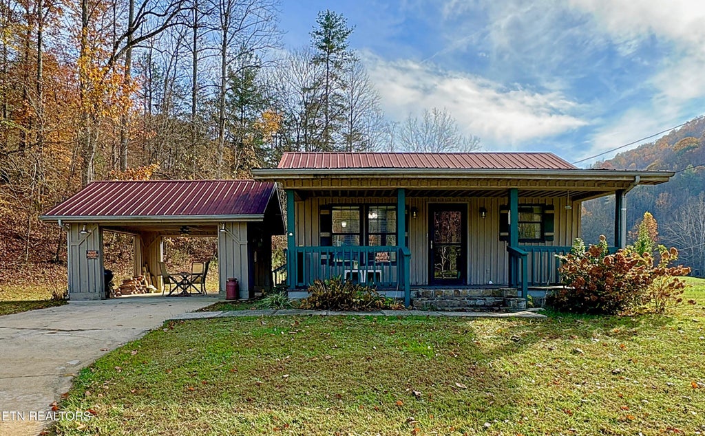 Photo of 190 Stein Hollow Rd, Oneida, TN 37841 (MLS # 1281882)