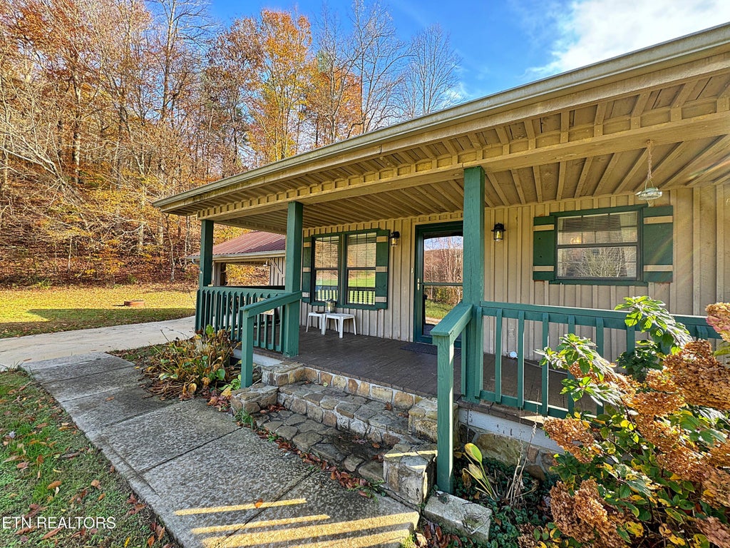 Photo of 190 Stein Hollow Rd, Oneida, TN 37841 (MLS # 1281882)