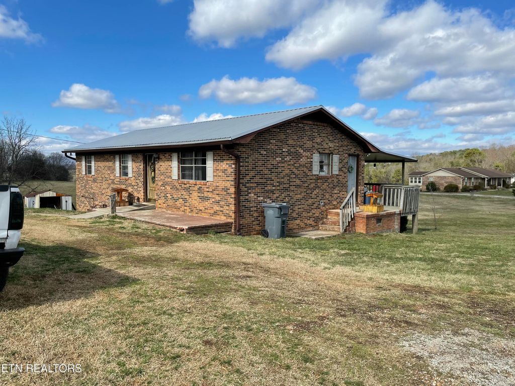 Photo of 3254 Blue Springs Rd, Strawberry Plains, TN 37871 (MLS # 1292674)